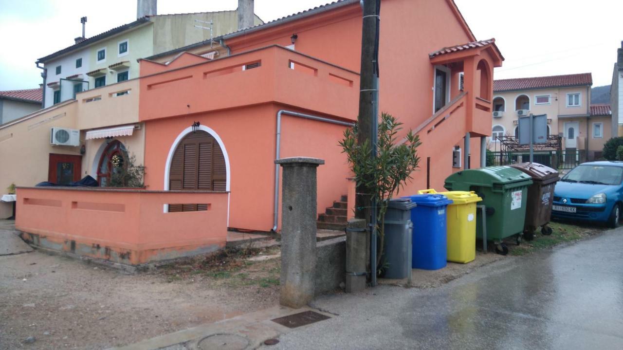 Ivica Apartments Punat Exterior photo